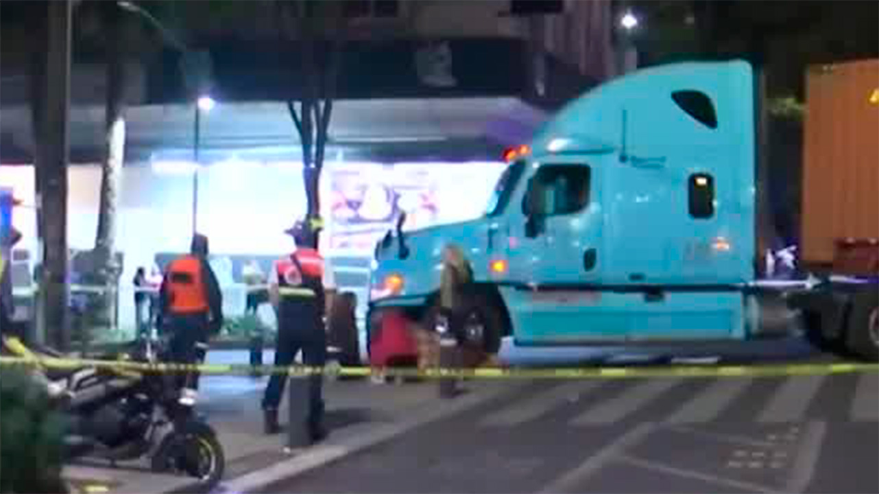 Joven pierde la vida tras ser atropellado por un tráiler en CdMx- Grupo ...