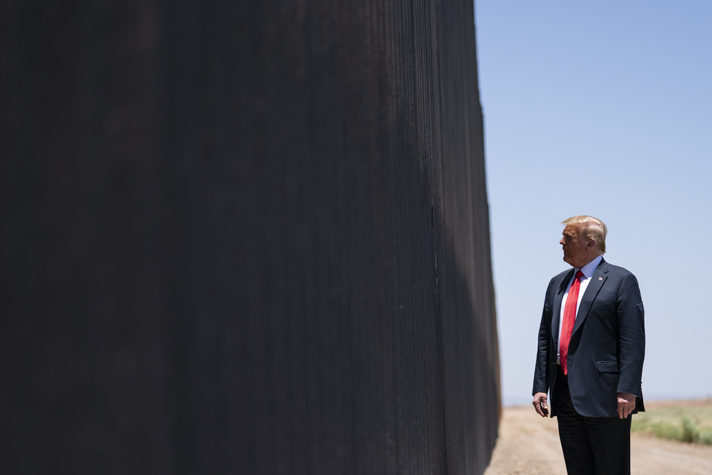 Administración de Trump inicia redadas masivas en ciudades santuario: Chicago, el primer objetivo | Agencia AP