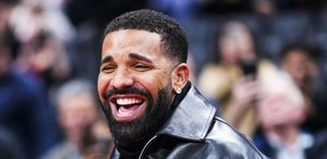 Drake asegura que su vida y la de su familia están en peligro por la canción difundida por Lamar. AfP