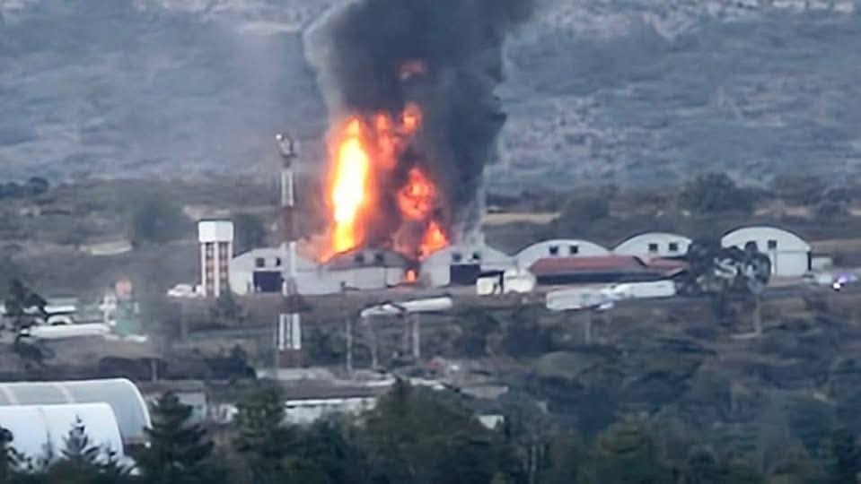 Fuga de gas LP causa incendio en Tepeji del Río | Especial