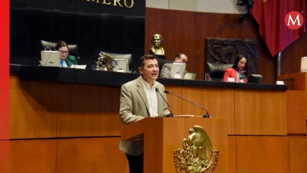 El senador del Partido Verde, Luis Alfonso Silva Romo, presentó una iniciativa.