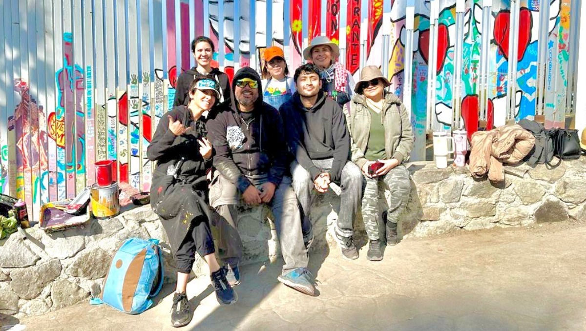Artistas plásticos se manifiestan en el ‘Mural de la Hermandad’ de Tijuana | Especial