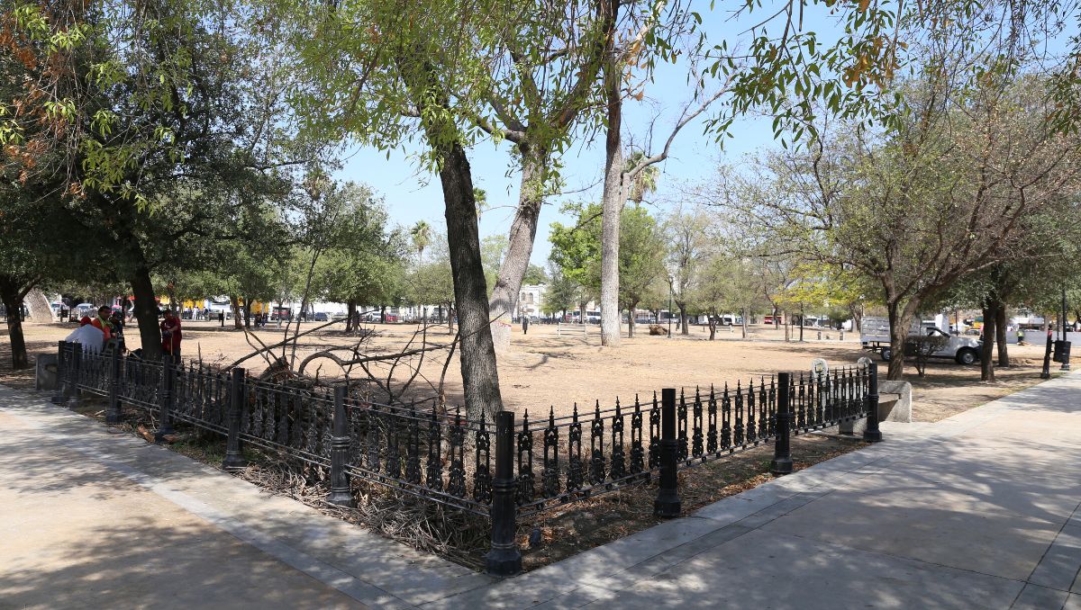 Plazas públicas del Centro de Monterrey y del resto de la zona metropolitana son un riesgo para las mujeres. Archivo