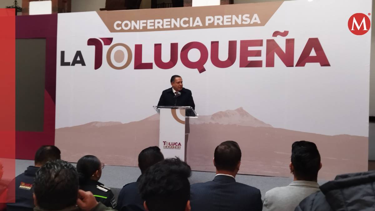 Alcalde de Toluca ofrece disculpas públicas por omisiones de servidores públicos municipales en el 2020. | Foto: Alondra Ávila