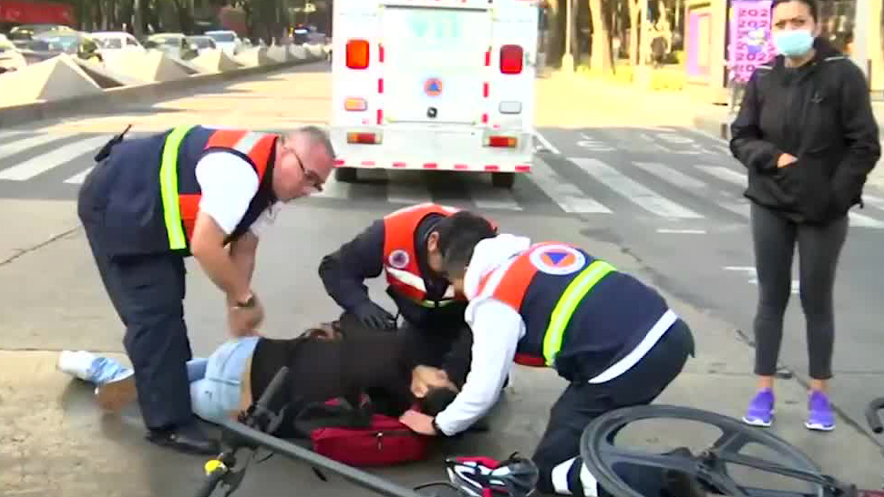 Atropellan a joven que iba en patín eléctrico en cruce de Insurgentes y Paseo de la Reforma