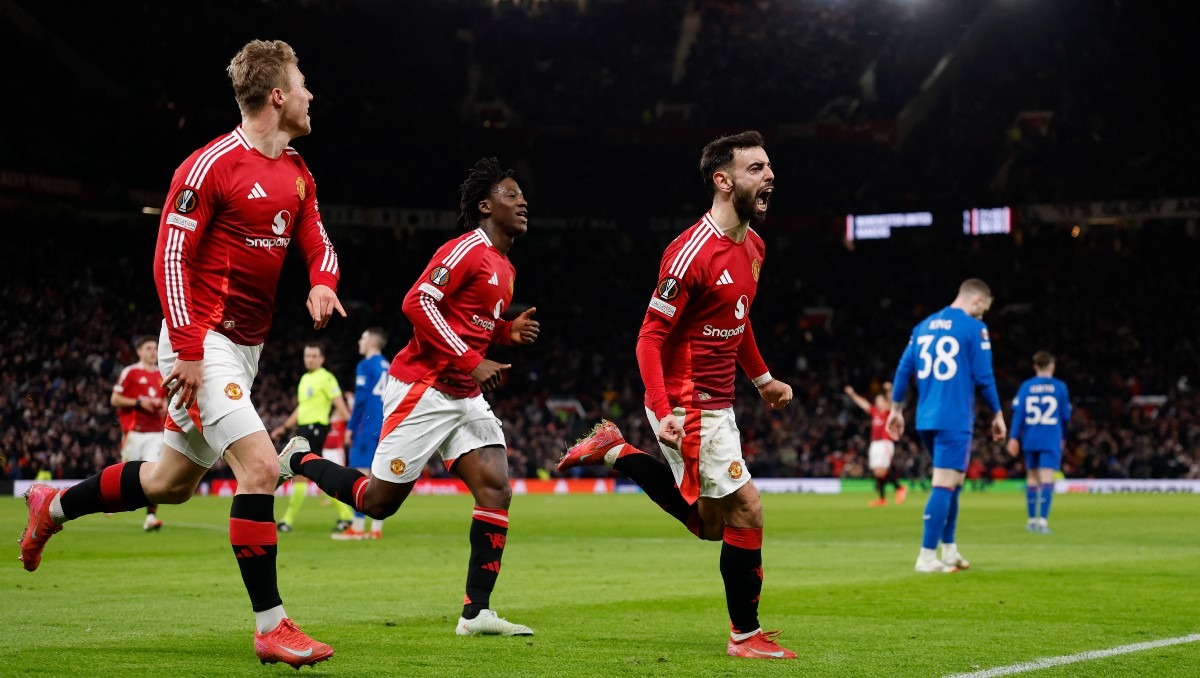 Con gol de último minuto Manchester United vence al Rangers en la Europa League (Reuters)