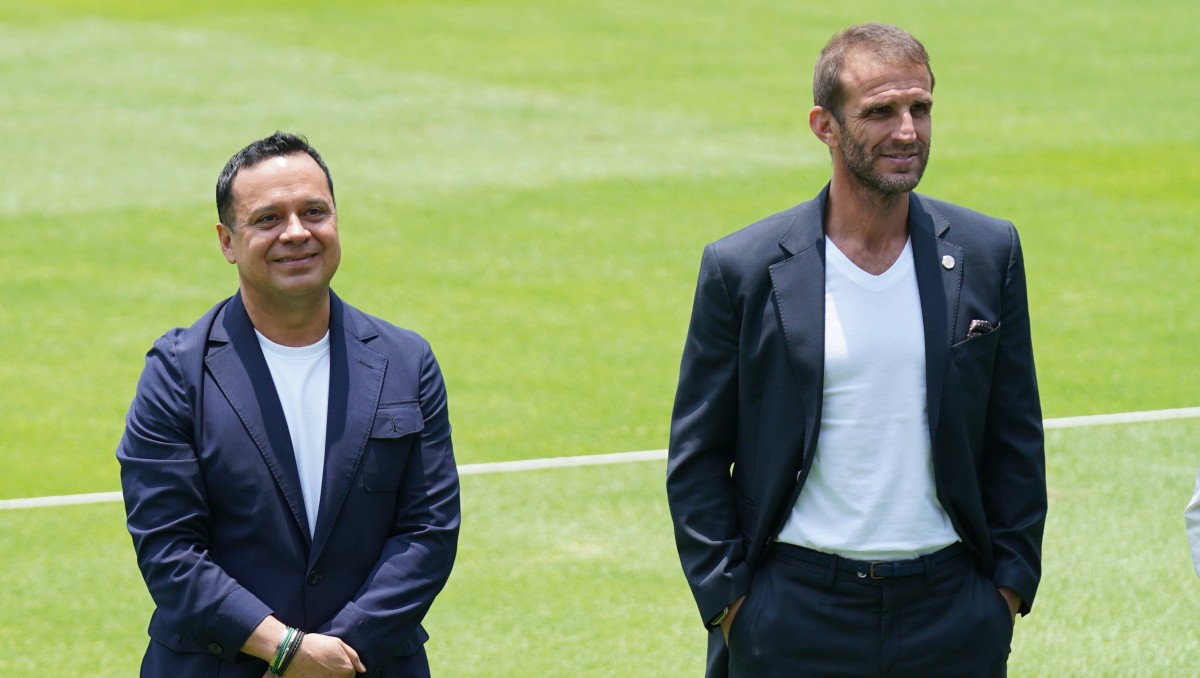 Iván Alonso y Velázquez se reúnen para definir futuro de Cruz Azul (Imago7)