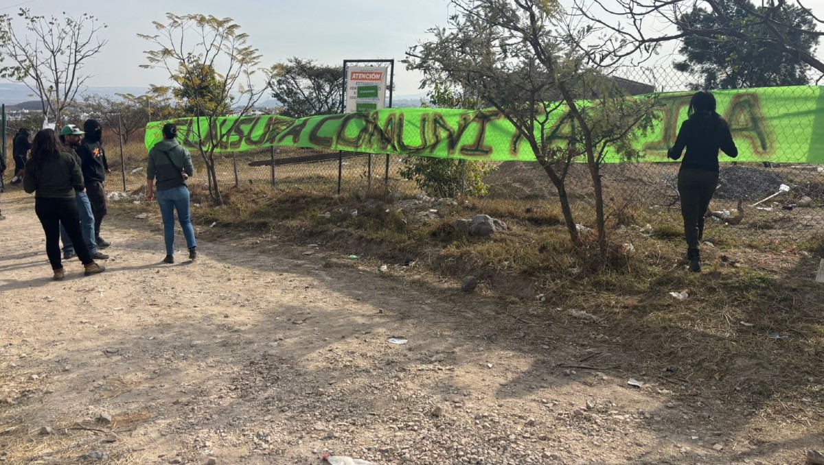 Colectivo realiza clausura ciudadana en obras del bosque El Nixticuil en Zapopan, Jalisco (Roberto Hurtado)