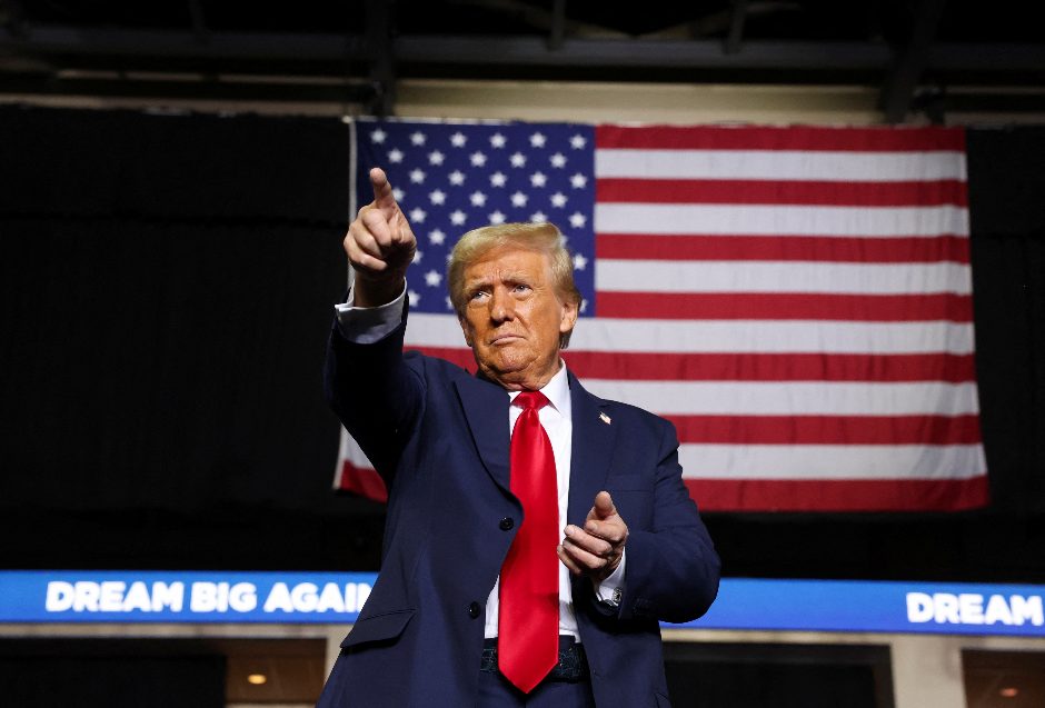 Trump pidió a Budde a través de la red Truth Social que se disculpara por lo que dijo. Foto: REUTERS/Brendan McDermid