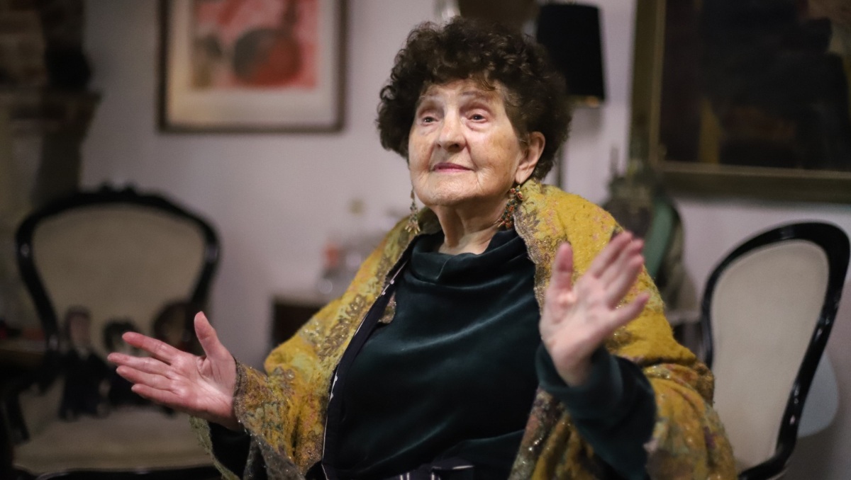 “Llevo viviendo muchos años en el mundo, soy testigo de muchos momentos”, dice la maestra. (Foto: Jesús Quintanar)