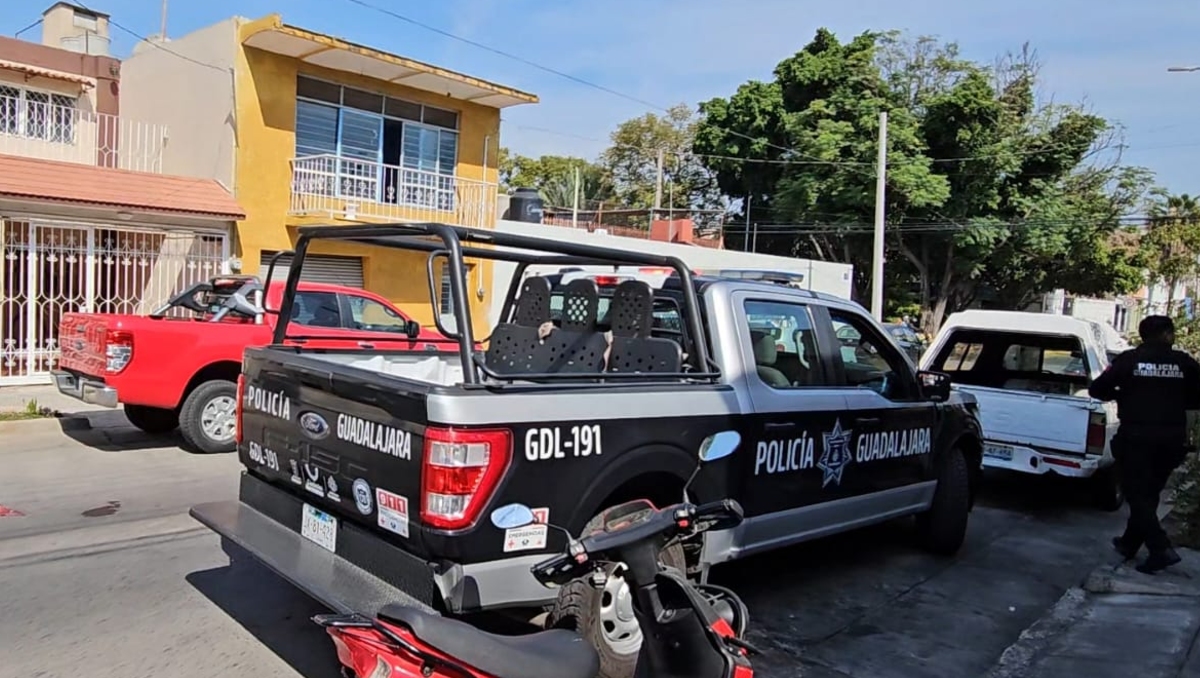 Elementos de la Policía de Guadalajara realizaron la búsqueda de los agresores del hombre mayor (Foto: Juan Carlos Munguía)
