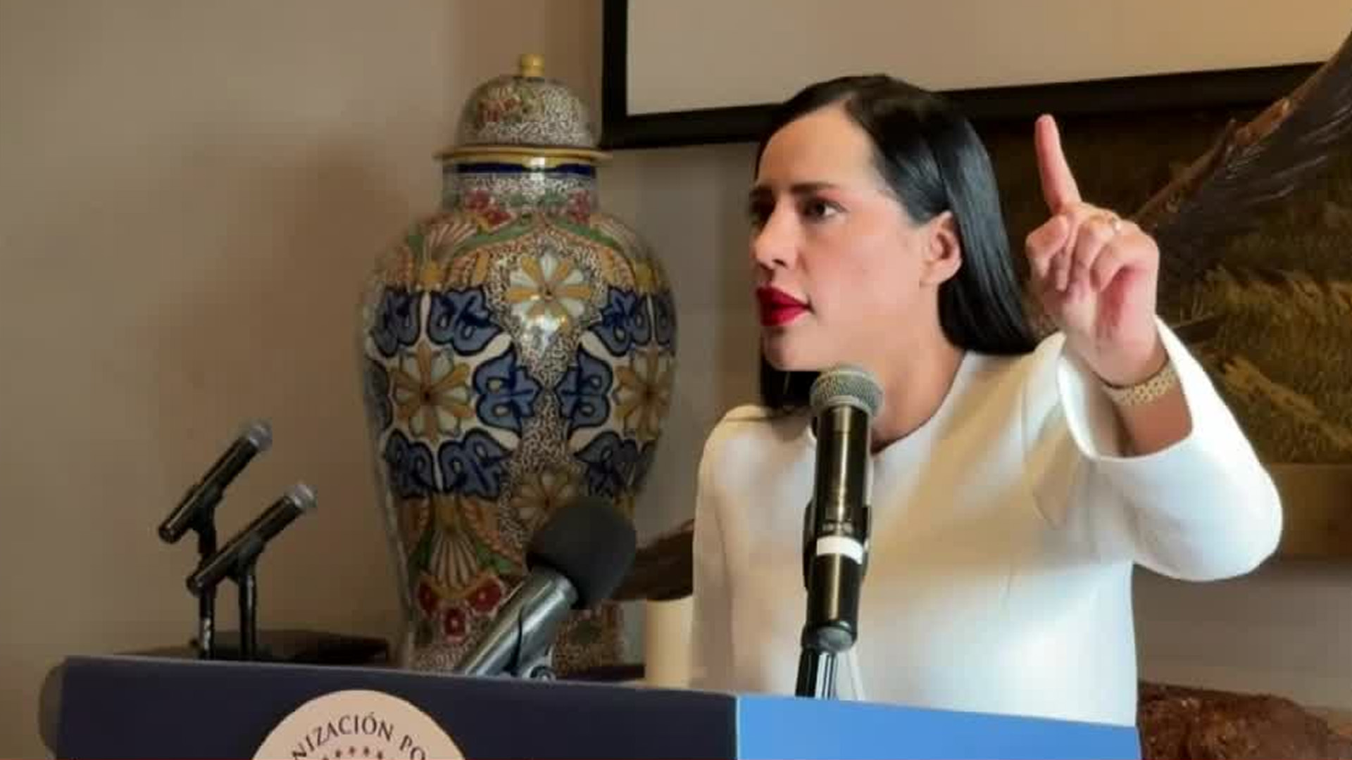 Sandra Cuevas llama a unificar la oposición para combatir a Morena