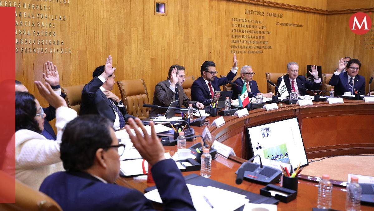El Consejo Técnico del IMSS nombró a los nuevos más directores en una de sus sesiones. | Cortesía
