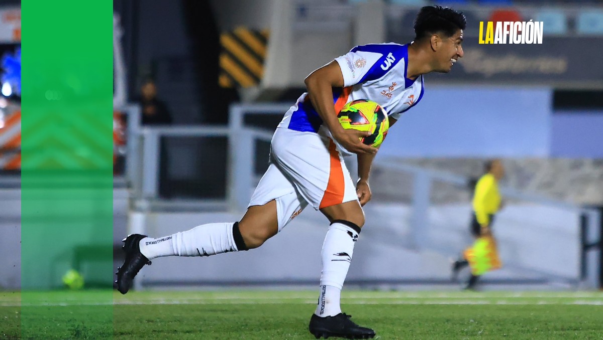 Gerardo Moreno, mediocampista de los Correcaminos.