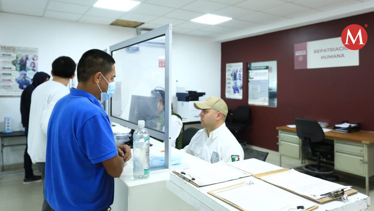 Repatriados de Estados Unidos llegan a Tamaulipas.