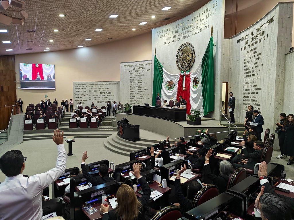 El Congreso de Veracruz votó para elegir a la ganadora del Premio a la Mujer 2025. | Especial