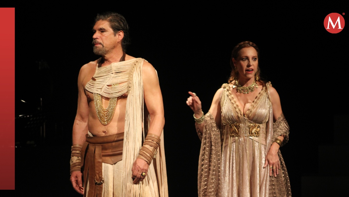 'La Niña en el Altar', obra de teatro protagonizada por Marina de Tavira | Luis García Castrjón