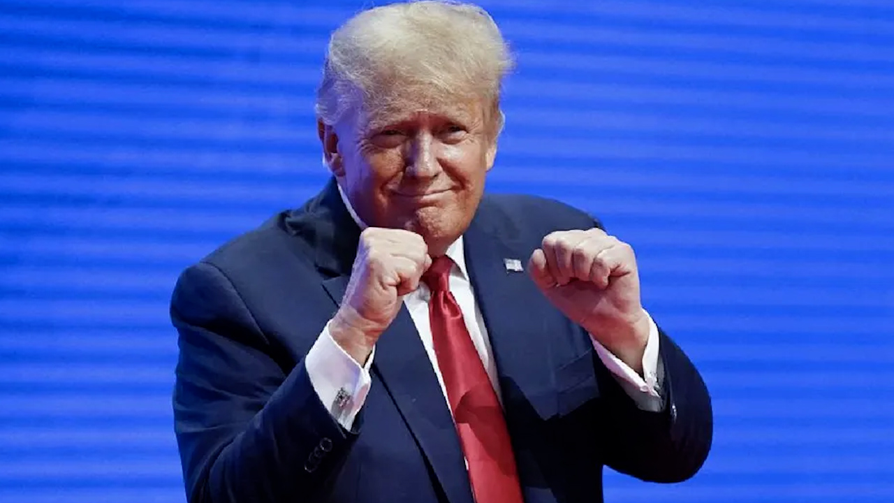Trump impondría aranceles a partir del 1 de marzo a México y Canadá: Reuters