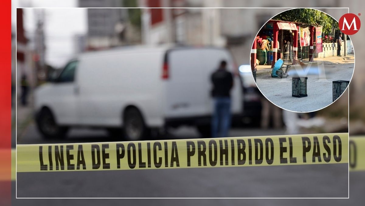 De acuerdo con testigos el hombre quedó irreconocible y fue tapado con una sábana. (Mario Juárez)