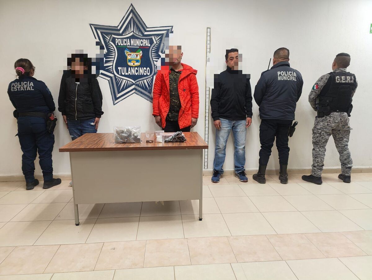 Tres detenidos tras impactos contra antro.