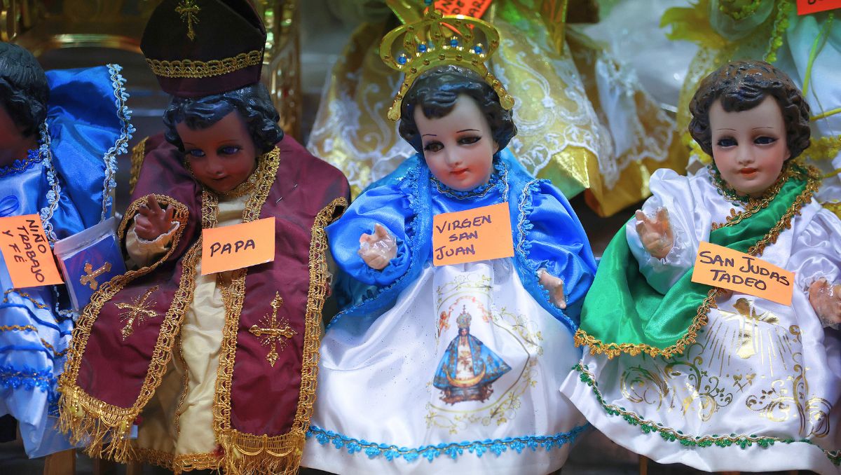 Hay variedad de vestuarios en el Mercado Juárez. Jorge López