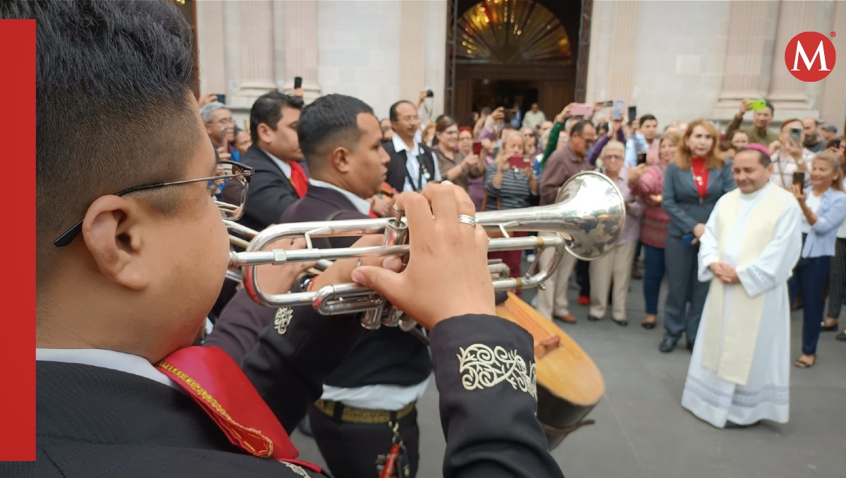 Armando Alvarez Cano celebró su cumpleaños 65 en la Catedral de Tampico. (Jesús Alberto García)