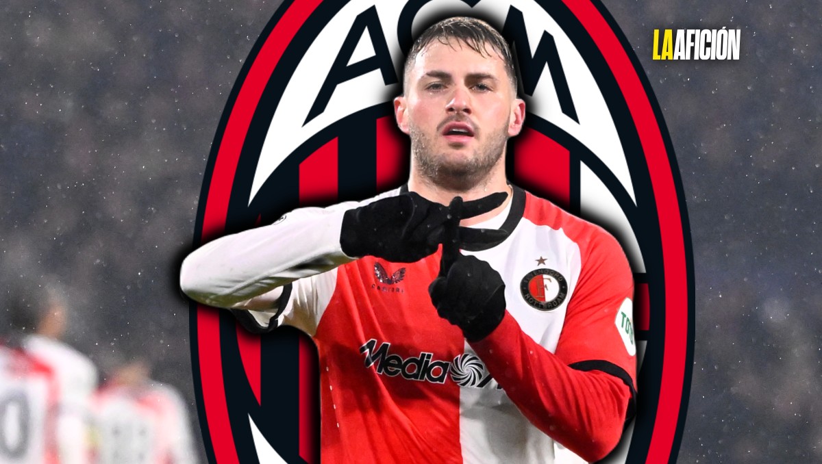 Santiago Giménez deja al Feyenoord para ser nuevo jugador del AC Milan (AFP)