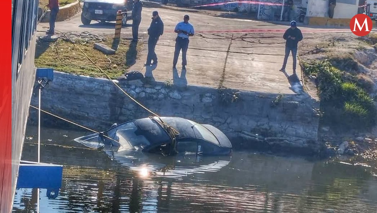 Vehículo cae a la laguna de Valsequillo al intentar abordar La Panga | Especial