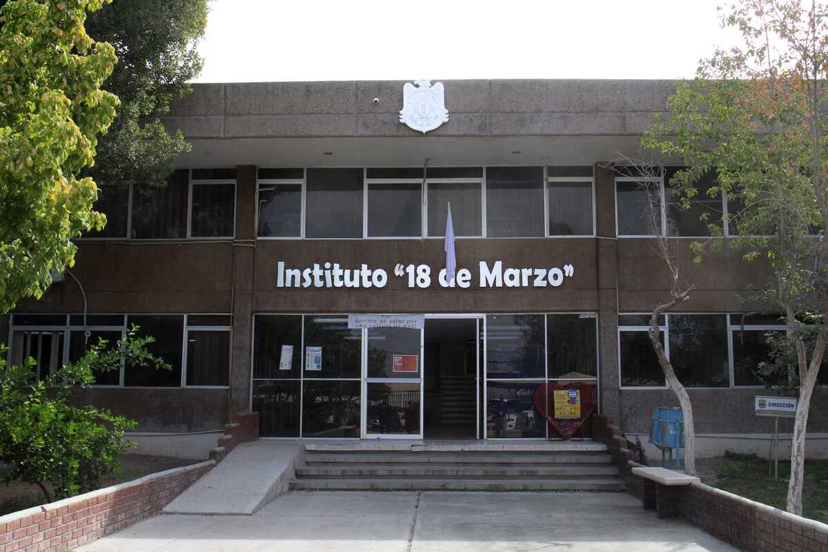 Subsecretario de Educación exige fin a conflictos en la '18 de Marzo'. | Rolando Riestra