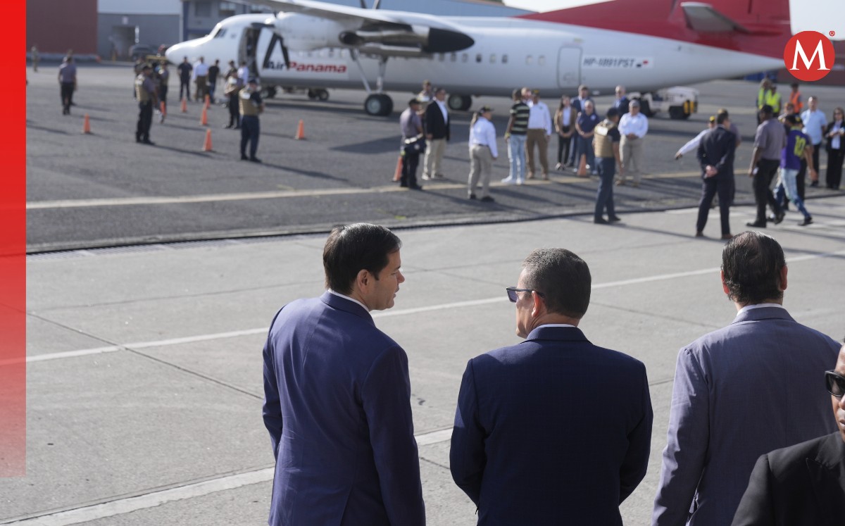 Marco Rubio presencia vuelo de deportación de migrantes. (AP)