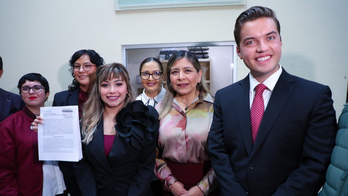 Anylú Hernández, Jesus Elizondo y Grecia Benavides presentaron la iniciativa de reforma a la Constitución local. Jorge López