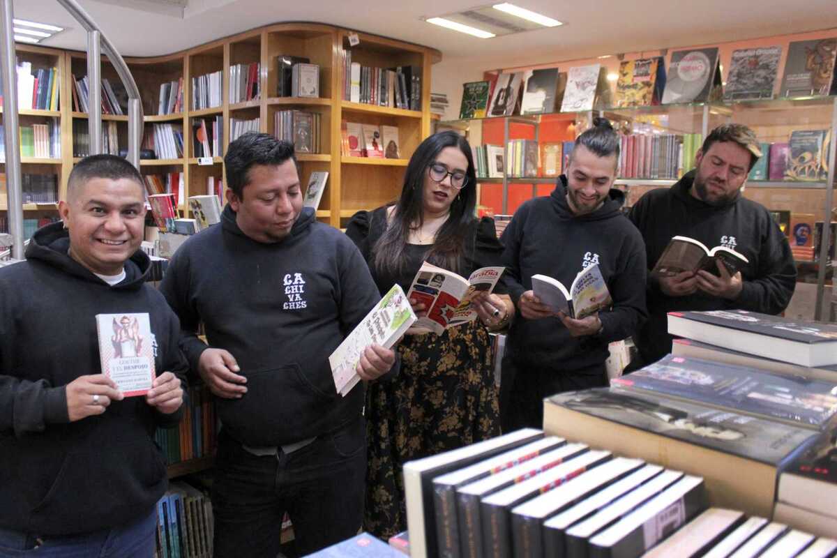 Comenzaron sus actividades en el Cafecito del Fondo de Cultura Económica como parte de un programa de promoción de lectura.| Roberto Amaya