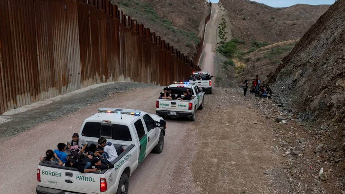 México está cumpliendo su parte contra tráfico de drogas y migración: Javier Olivas