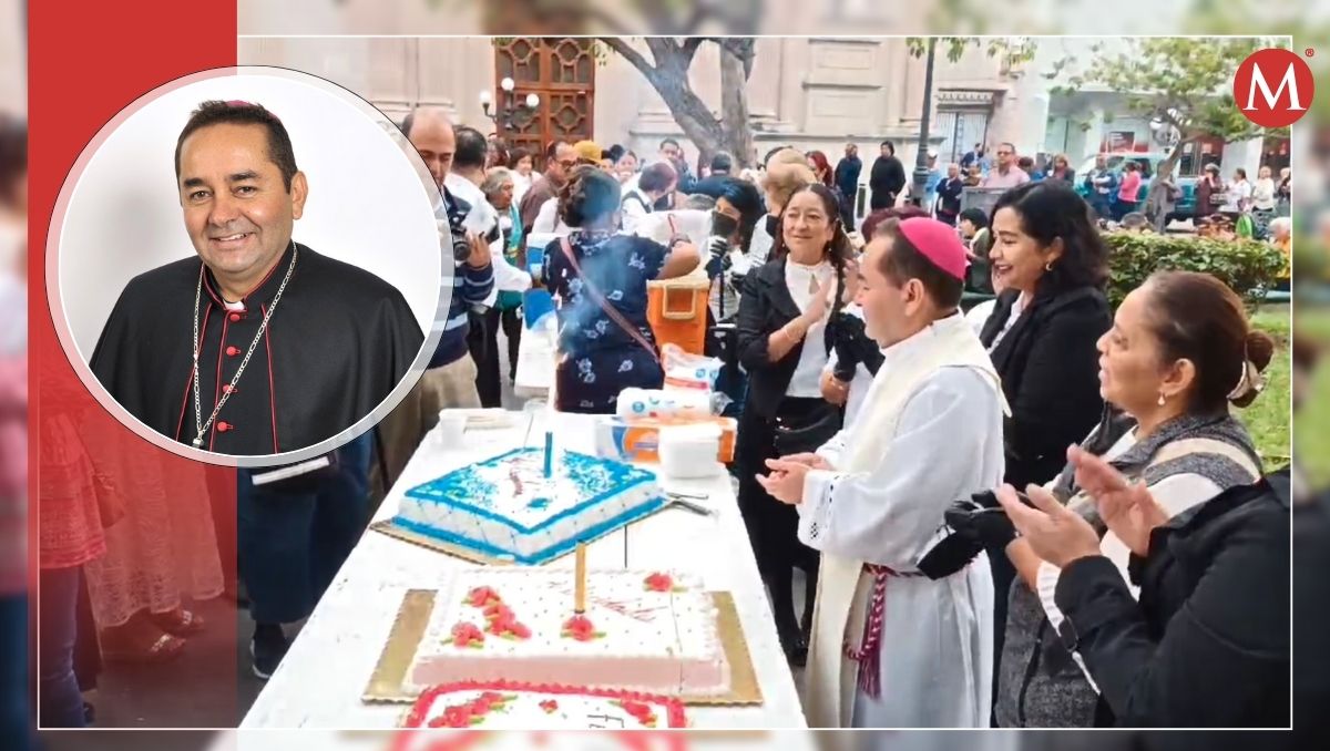 El Obispo festejó en compañía de la comunidad. (Jesús García)