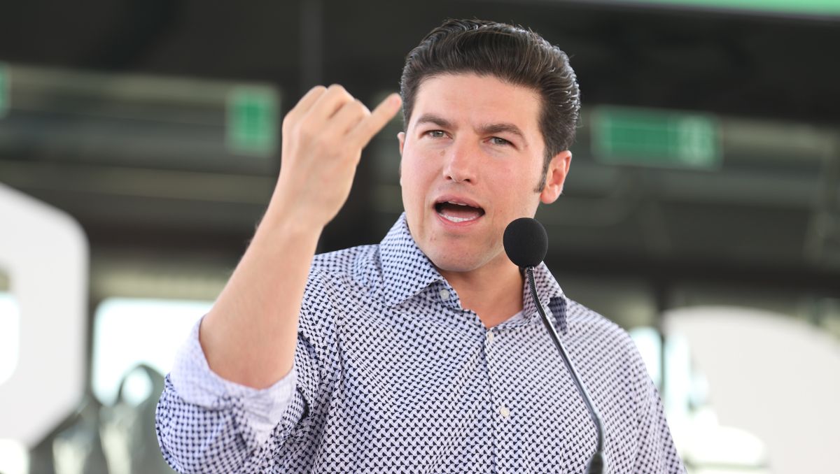 Samuel García, gobernador de Nuevo León. Luis Guerra