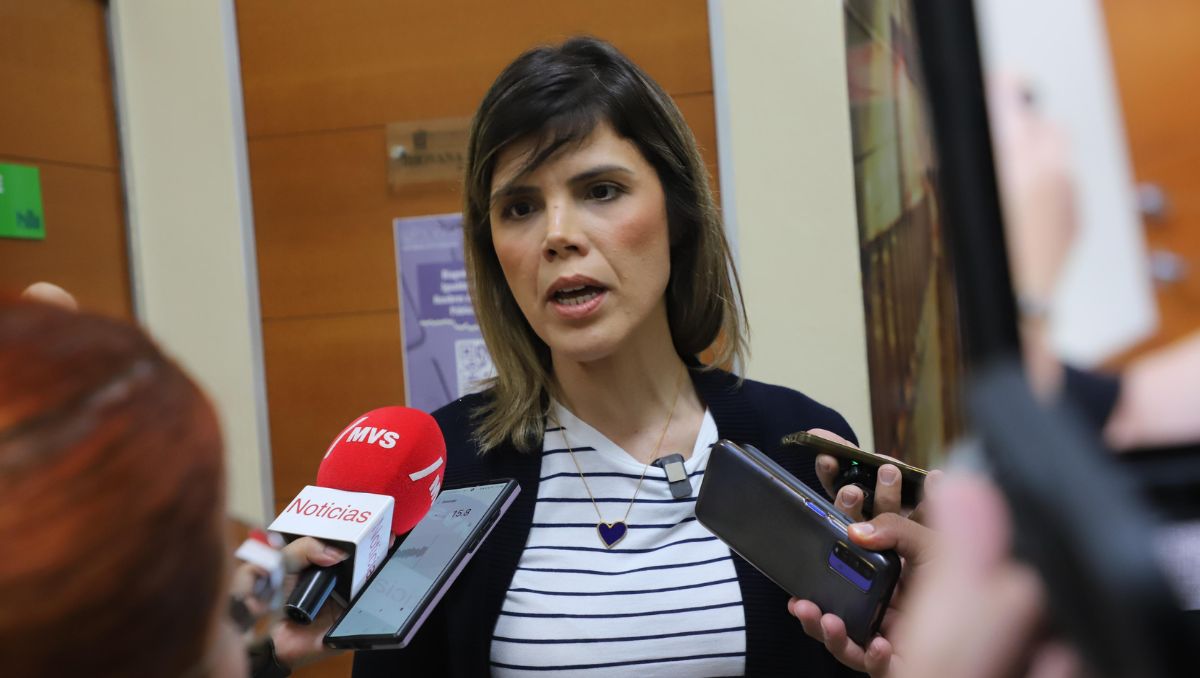 Claudia Caballero, presidenta de la Comisión de Legislación del Congreso local. Especial
