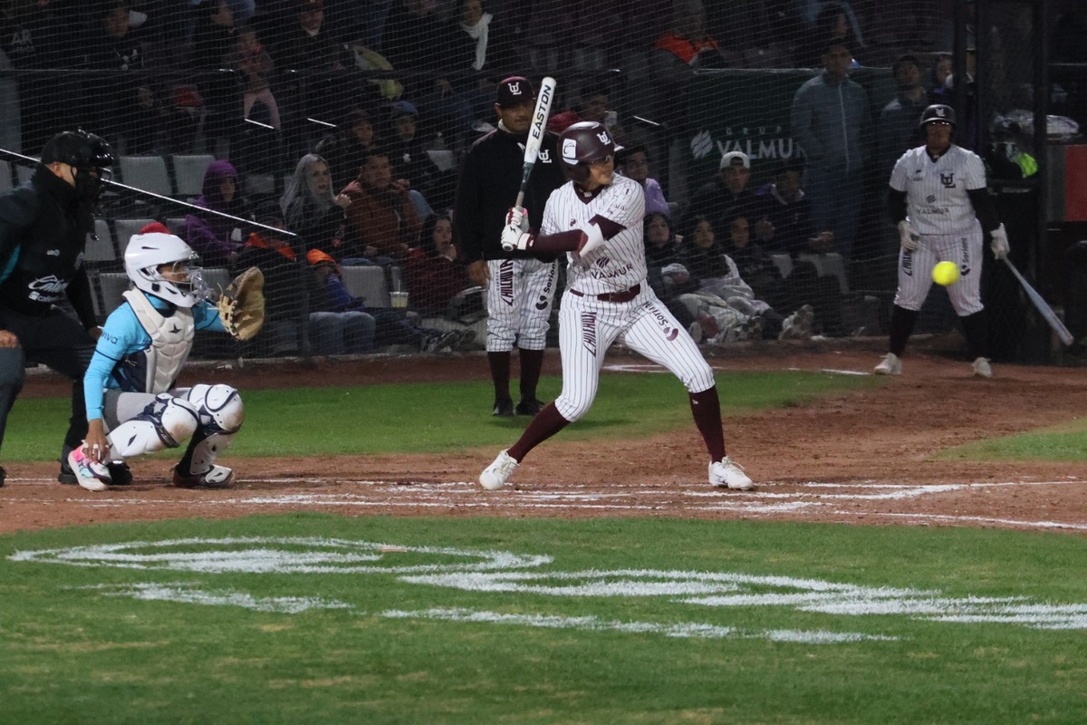 Sultanes vs Algodoneras en el Revolución. | Verónica Rivera