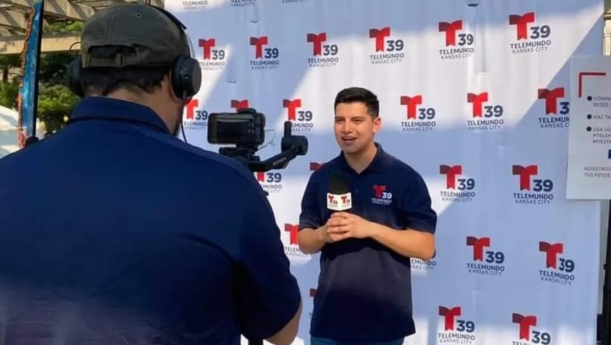 ¿De qué murió Adán Manzano? Periodista mexicano que cubría el Super Bowl (Instagram @adanmanzanoa)