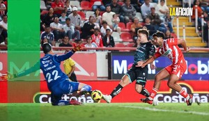 Los Guerreros pudieron reponerse de una desventaja de dos goles y pero los locales lograron imponerse 3-2.