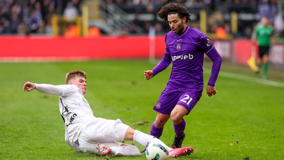 Chino Huerta asiste en victoria del Anderlecht sobre Antwerp en Liga (AFP)