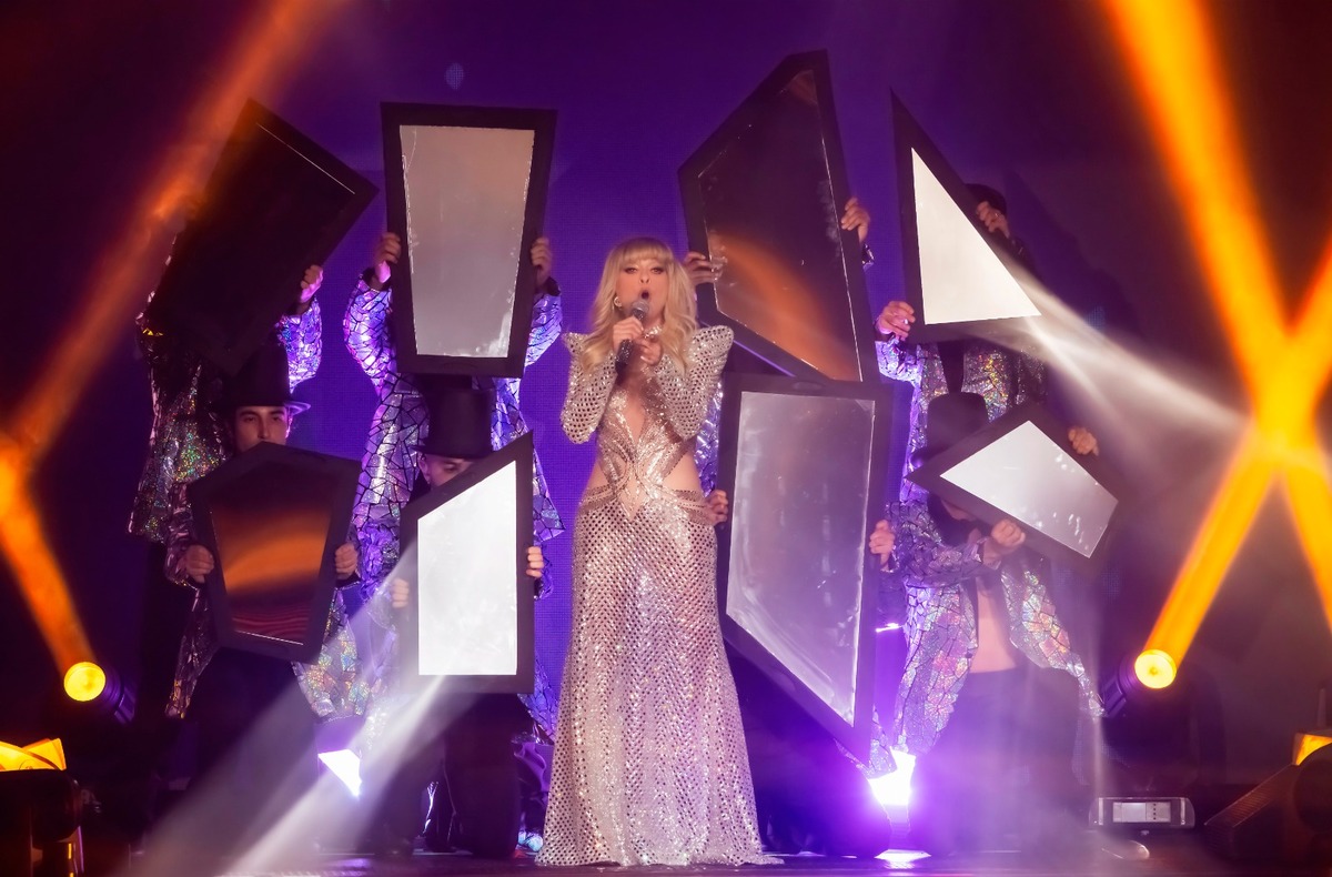 Yuri presentó su Icónica tour en el Auditorio Nacional  / Lulu Urdapilleta / OCESA