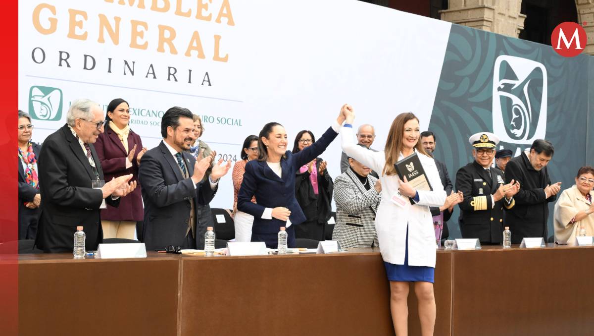 Dos destacadas médicas recibieron el reconocimiento a manos de la presidenta Claudia Sheinbaum Pardo. | Foto: especial