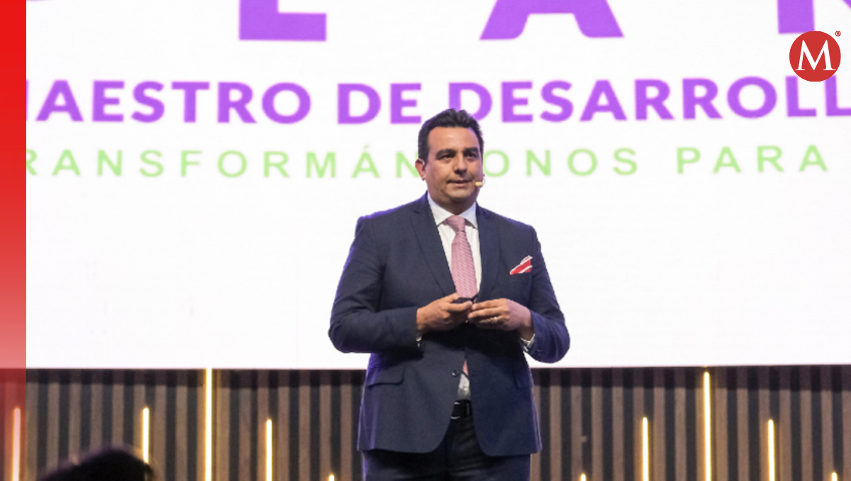 Raúl Revuelta, director de GAP, anunció el magno plan de desarrollo del grupo aeroportuario (Foto: Cortesía)