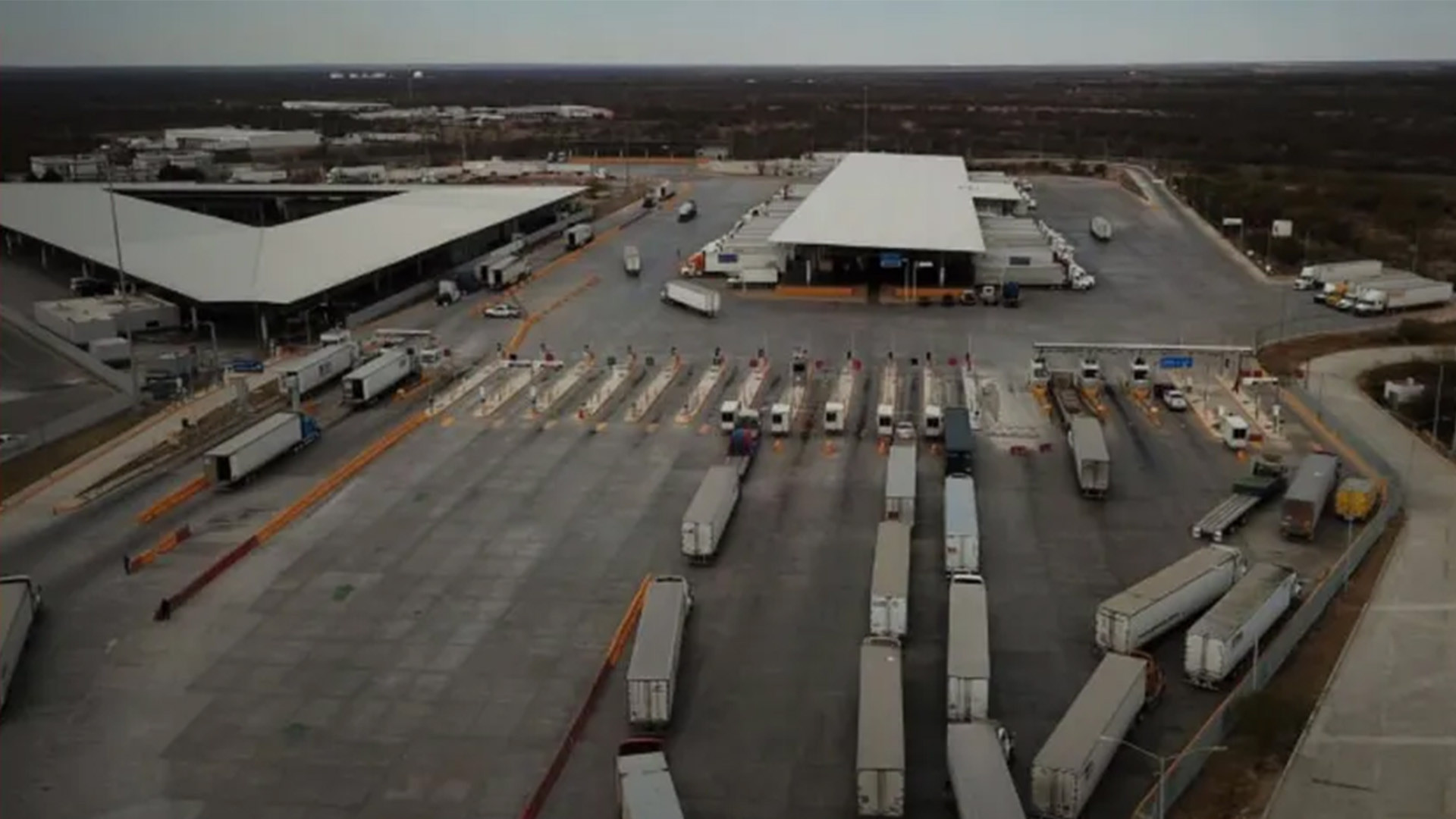 Aduana de Nuevo Laredo al borde del colapso por mantenimiento