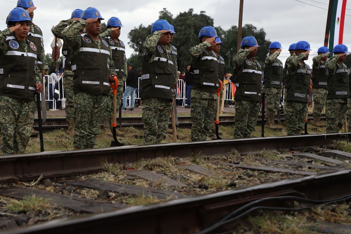 Añadió que no descuidan la tareas primordiales de las fuerzas armadas | Foto: Cuartoscuro