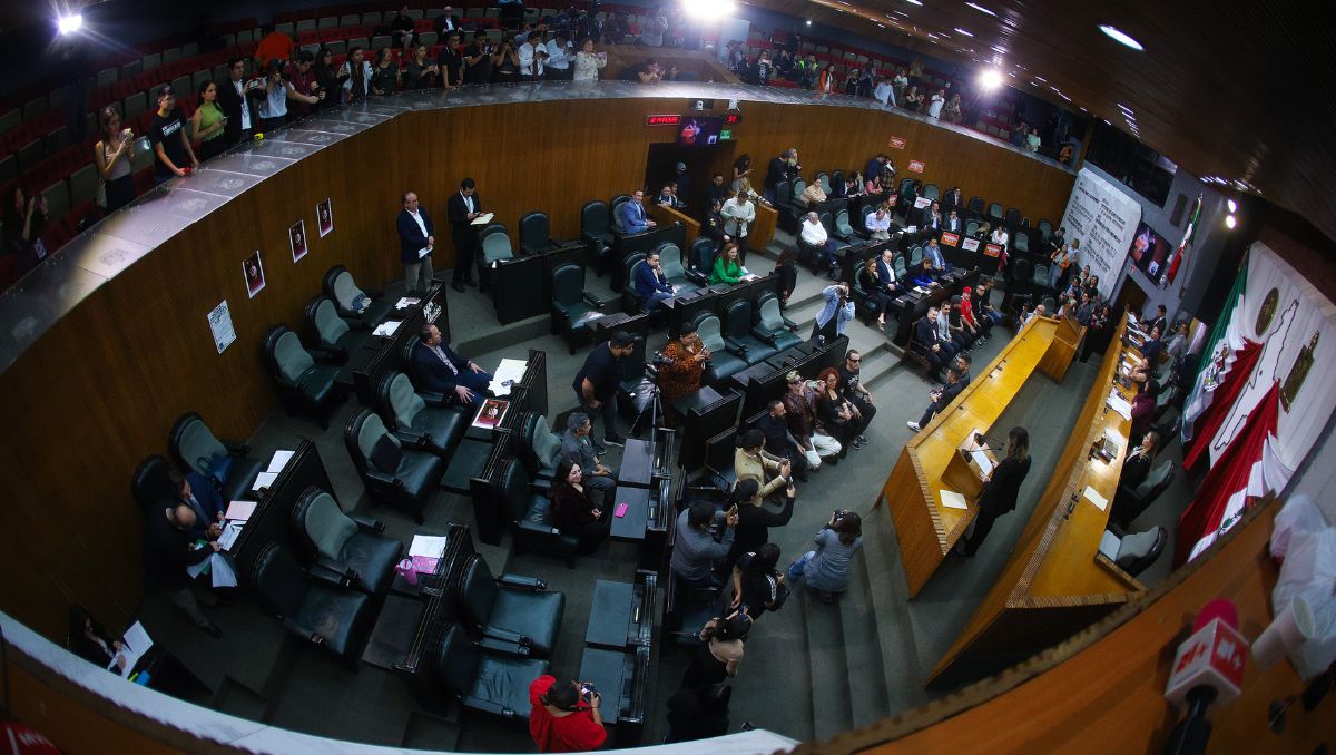 Las bancadas de oposición exigen recursos para municipios y organismos autónomos | Jorge López
