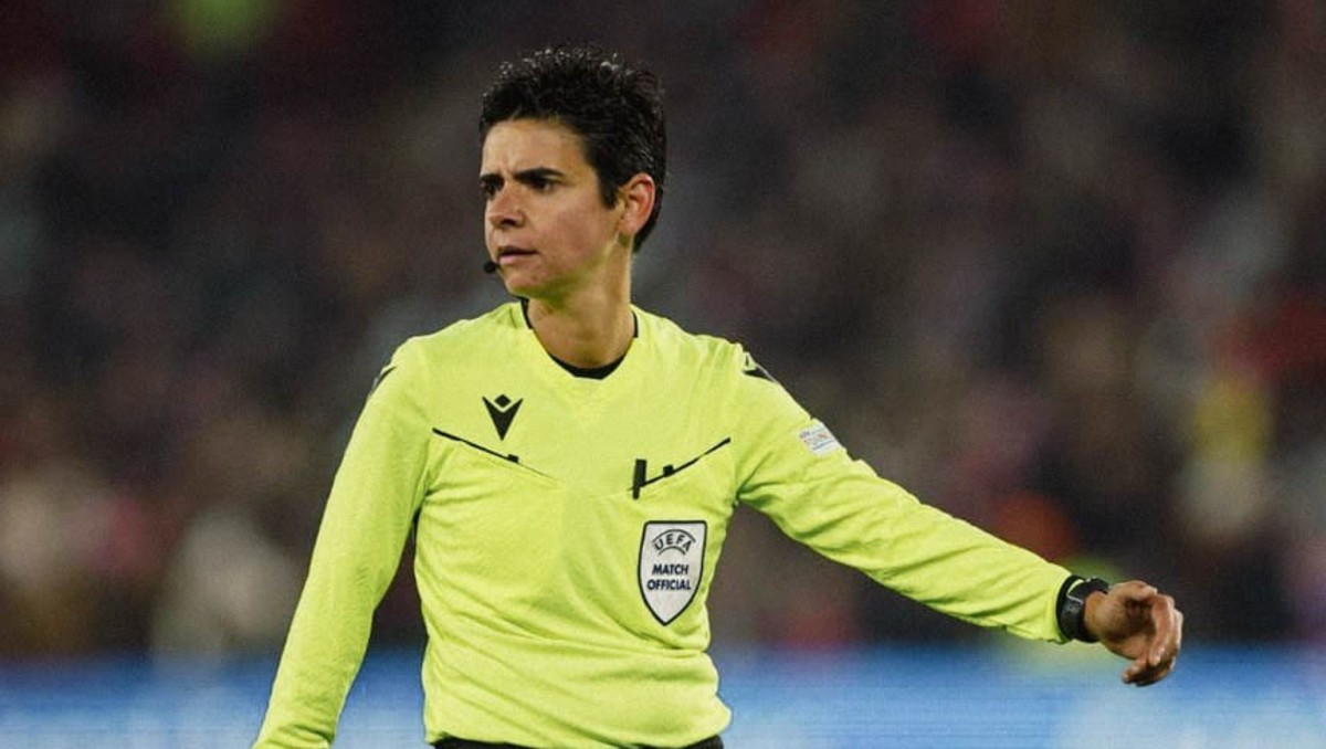 Árbitra Catrina Campos pitará partido profesional masculino en Portugal por primera vez (X @fcpf)