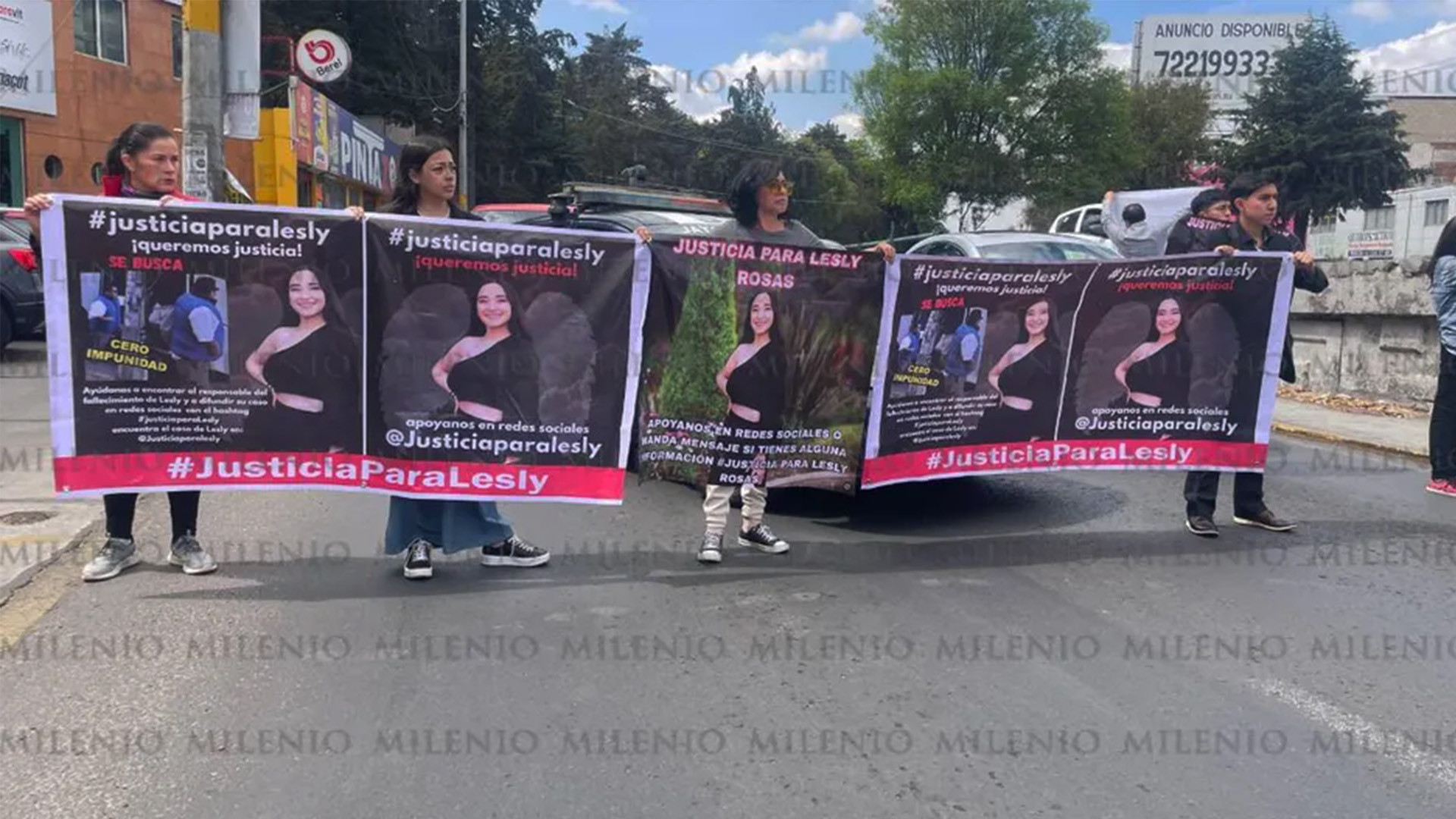 Manifestantes bloquean Paseo Tollocan exigiendo justicia por Lesly