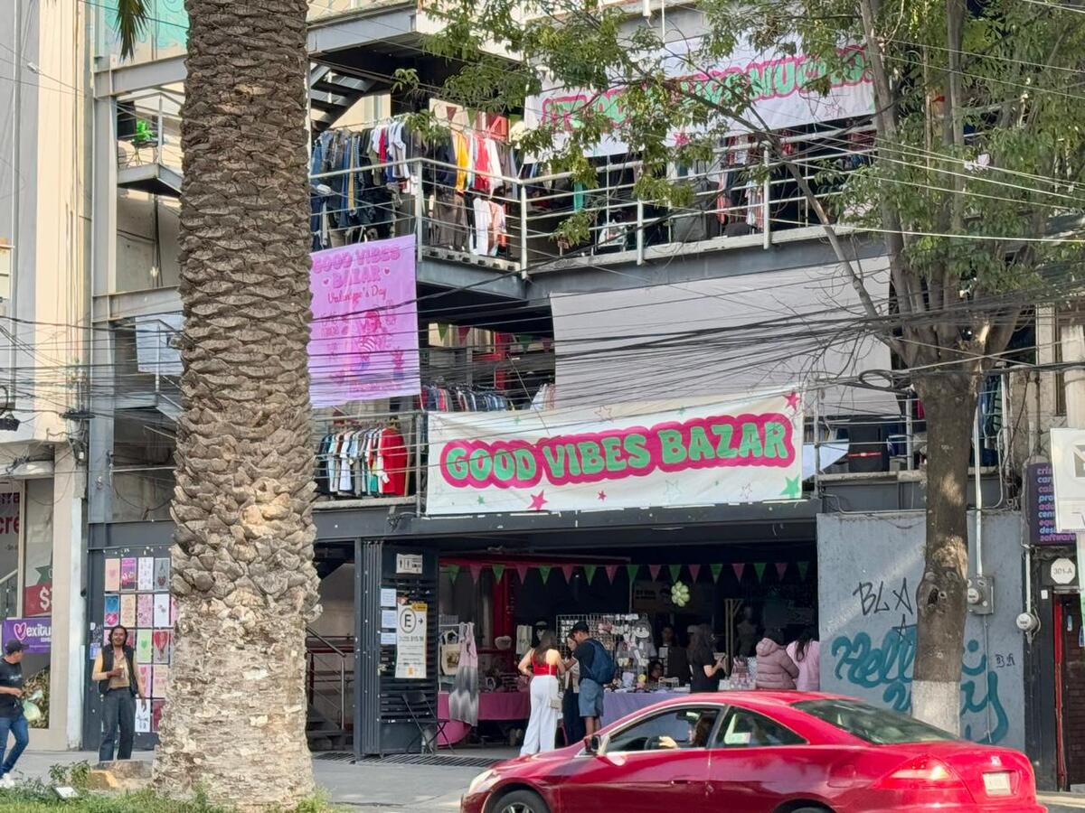 Emprendedores retoman actividades en Revo Park tras dos fines de semana cerrado | Víctor Valera