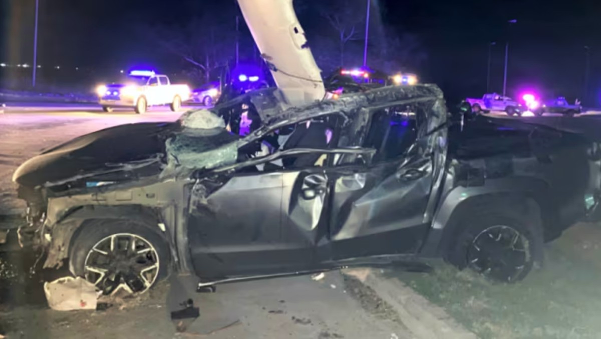 Cuatro amigos mueren en accidente automovilístico tras ir a una fiesta. | Especial